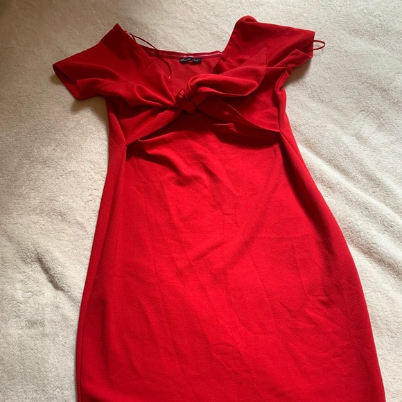 Zara red cutout dress with a bow 💃🏻 - Picture 2 of 2